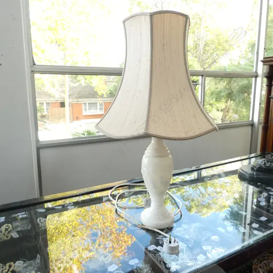 ALABASTER SIDE LAMP H 600 MM