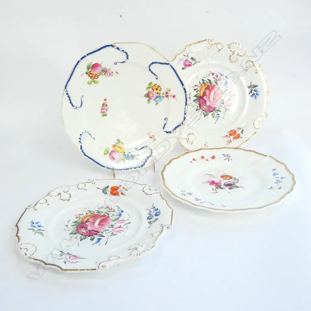 4 CONTINENTAL HAND PAINTED PLATES, 2 A PAIR Image 1++