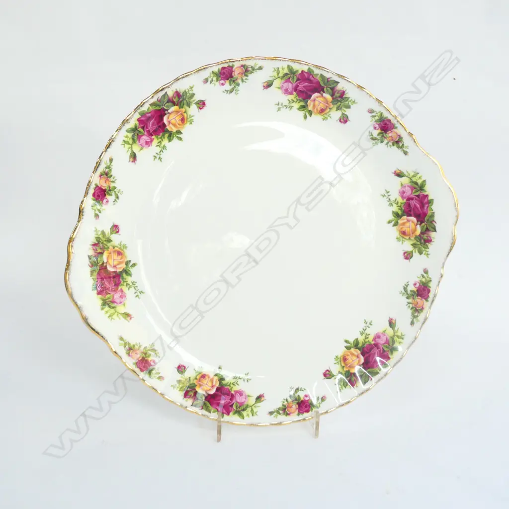 ROYAL ALBERT OLD COUNTRY ROSES 31CM LARGE EARED CAKE/CHEESE BOARD PLATE Image 1++