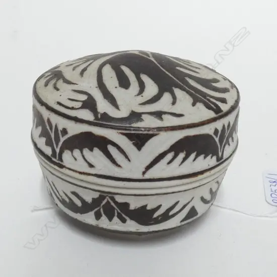 GRAEME STORM LIDDED POT 80MM DIA