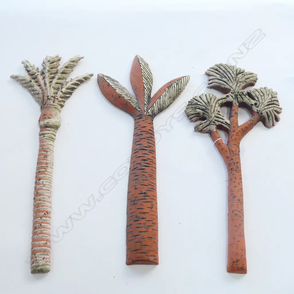 3 ROD DAVIES FLAT FERN NIKAU PANELS Image 1++