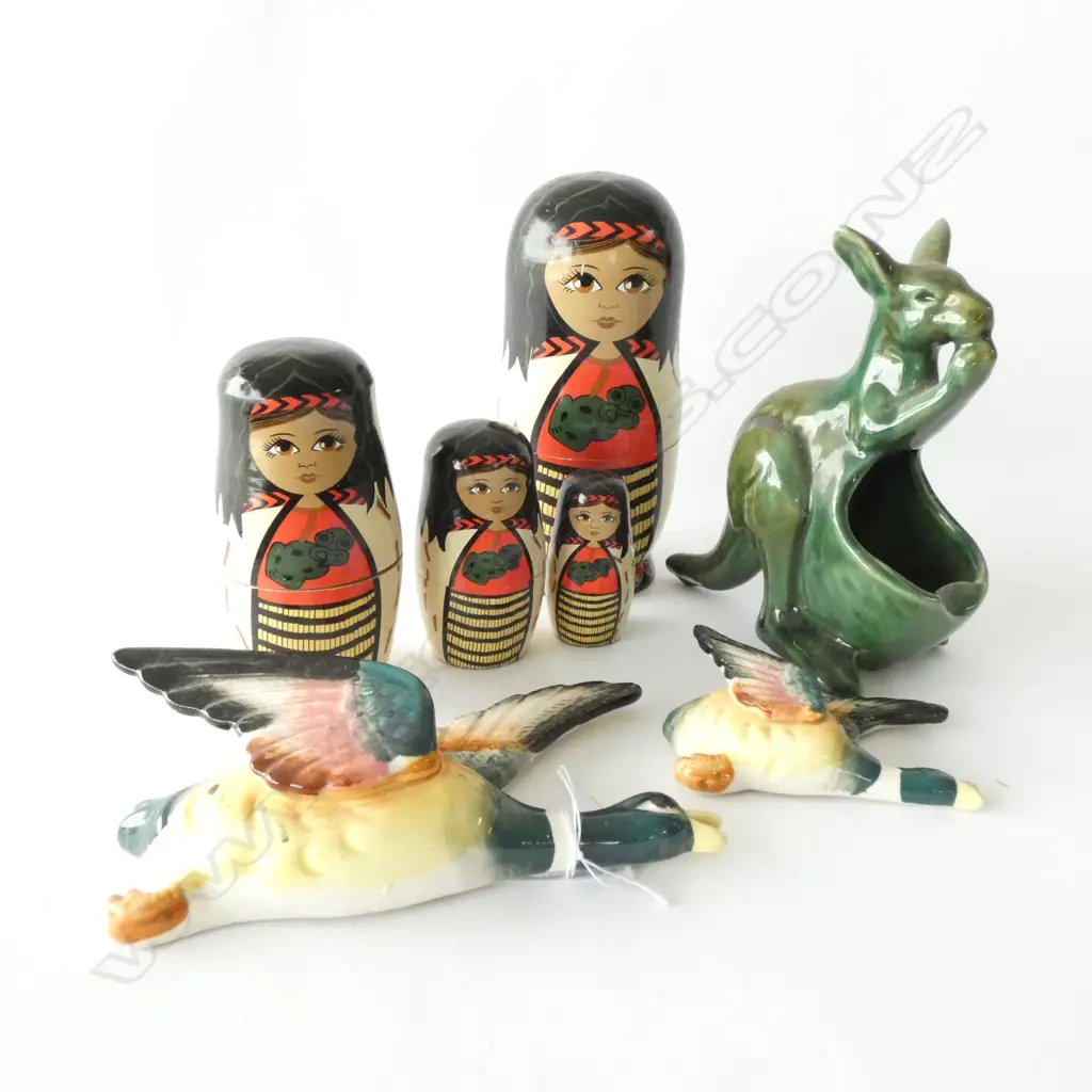WAHINE STACKING DOLL, KANGAROO & 2 WALL DUCKS  Image 1++
