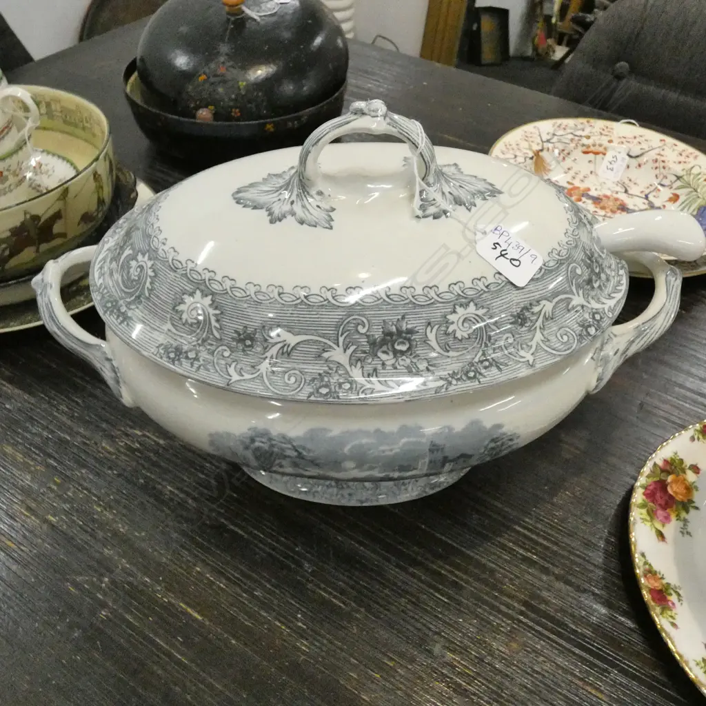 VICTORIAN LIDDED TUREEN & LADLE W. 400MM Image 1++