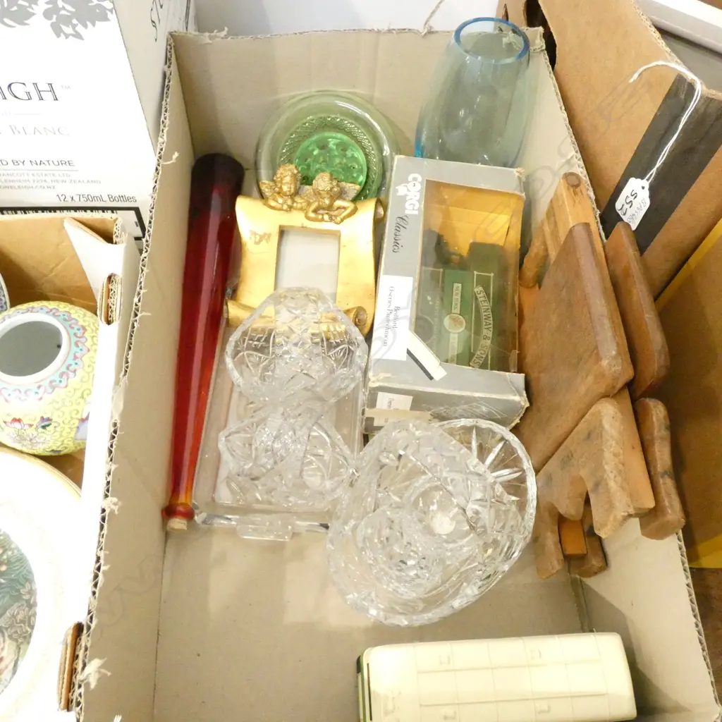 BOX LOT ASST. CRYSTAL, GLASS ETC Image 1++