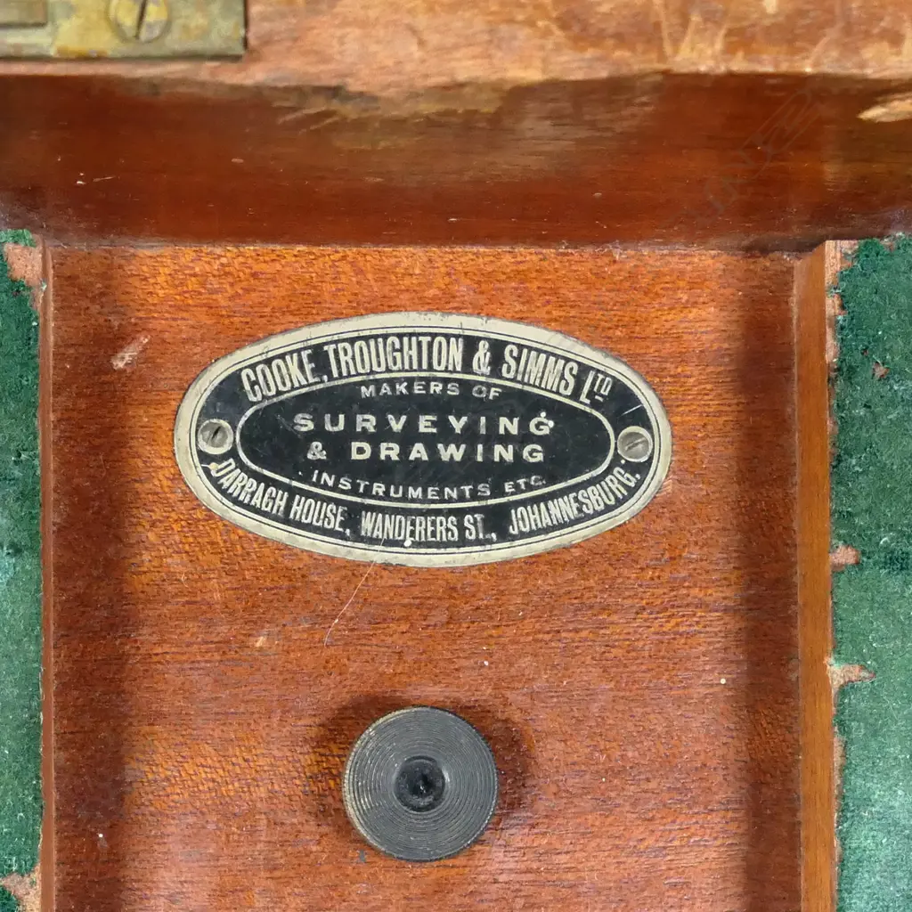 COOKE. TROUGHTON & SIMMS THEODOLITE IN BOX AND LEATHER CARRY BAG + OLD CAMERA LENS Image 1++