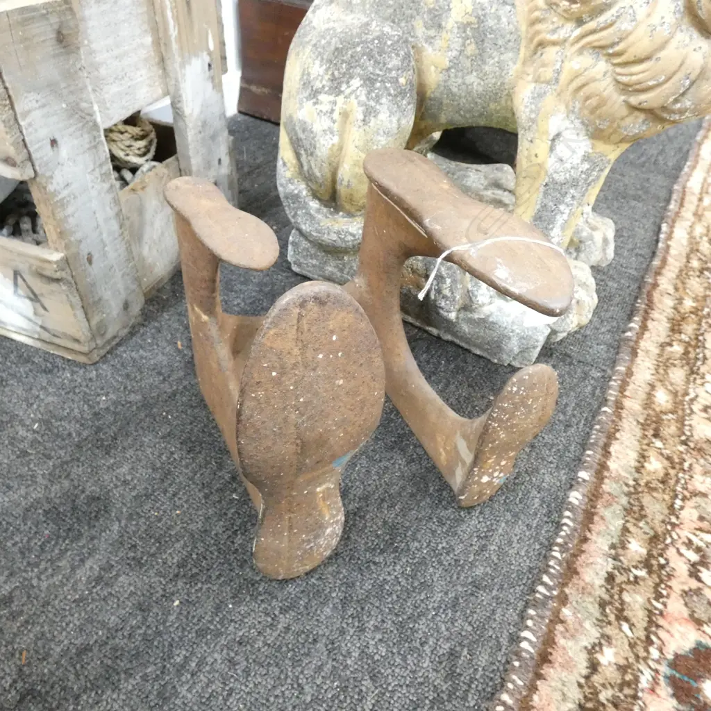 COBBLERS SHOE CAST IRON MOLD W. 210MM Image 1++