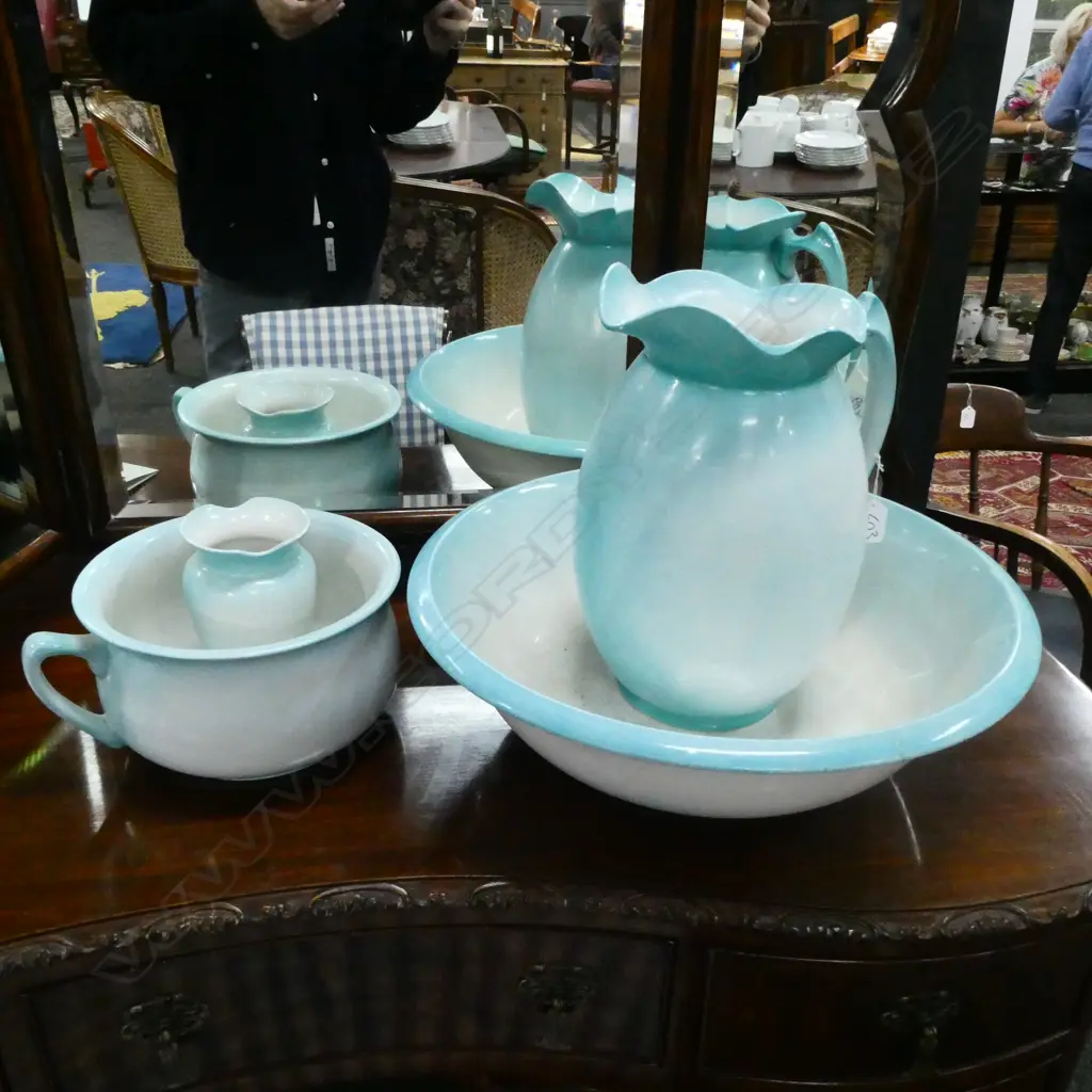 VINTAGE WASH BOWL 435MM DIA, PITCHER, COMMODE & VASE SET Image 1++