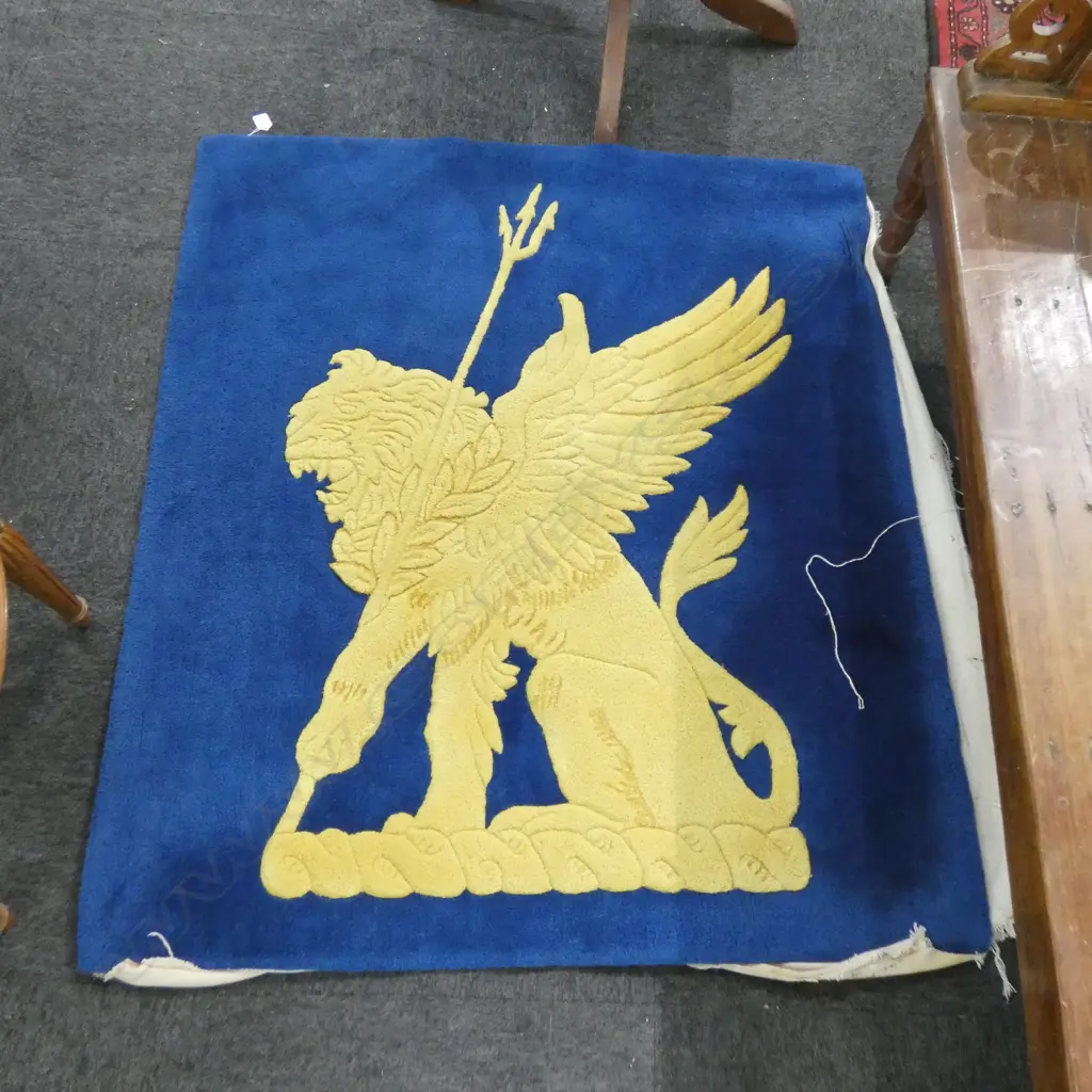 BLUE WOOL PILE RUG WITH GOLDEN LION MOTIF 1070 X 1220MM Image 1++