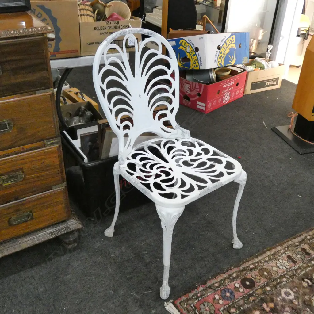 OUTDOOR CHAIR Image 1++