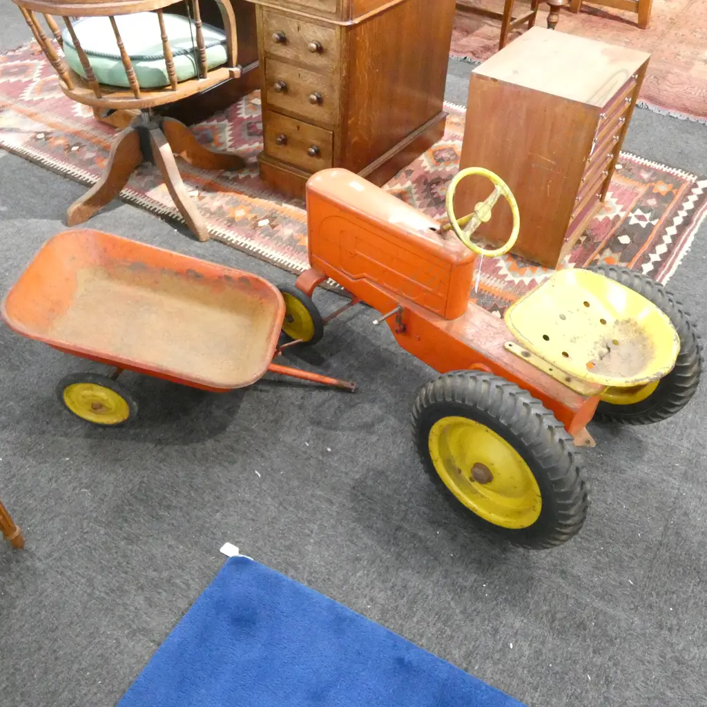 FRENCH 1950'S TRACTOR & TRAILER PEDAL CAR Image 1++