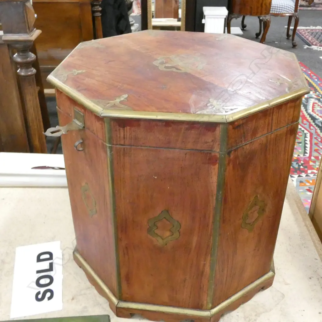 PR OF ANGLO-INDIAN SIDE TABLES H 460 MM Image 1++