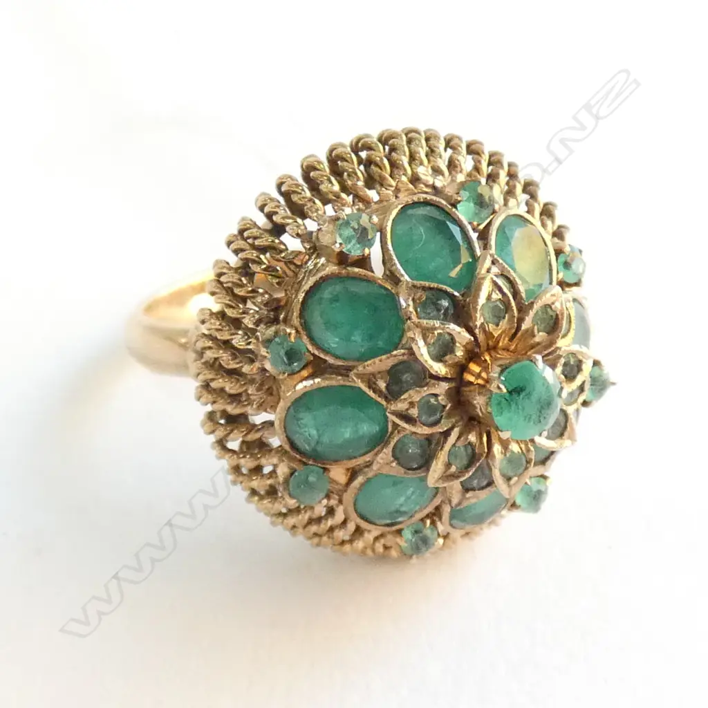 14CT INDIAN GOLD & EMERALD PRINCESS RING Image 1++