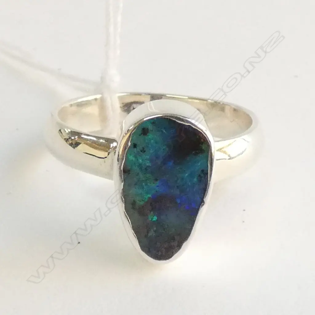 AUSTRALIAN OPAL STERLING SILVER RING Image 1++