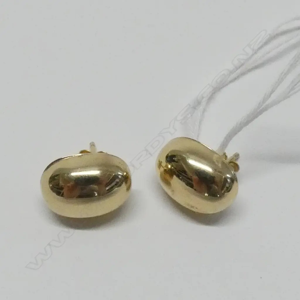 14KT ITALIAN GOLD HALF DOME STUDS 1.9 GRAMS Image 1++