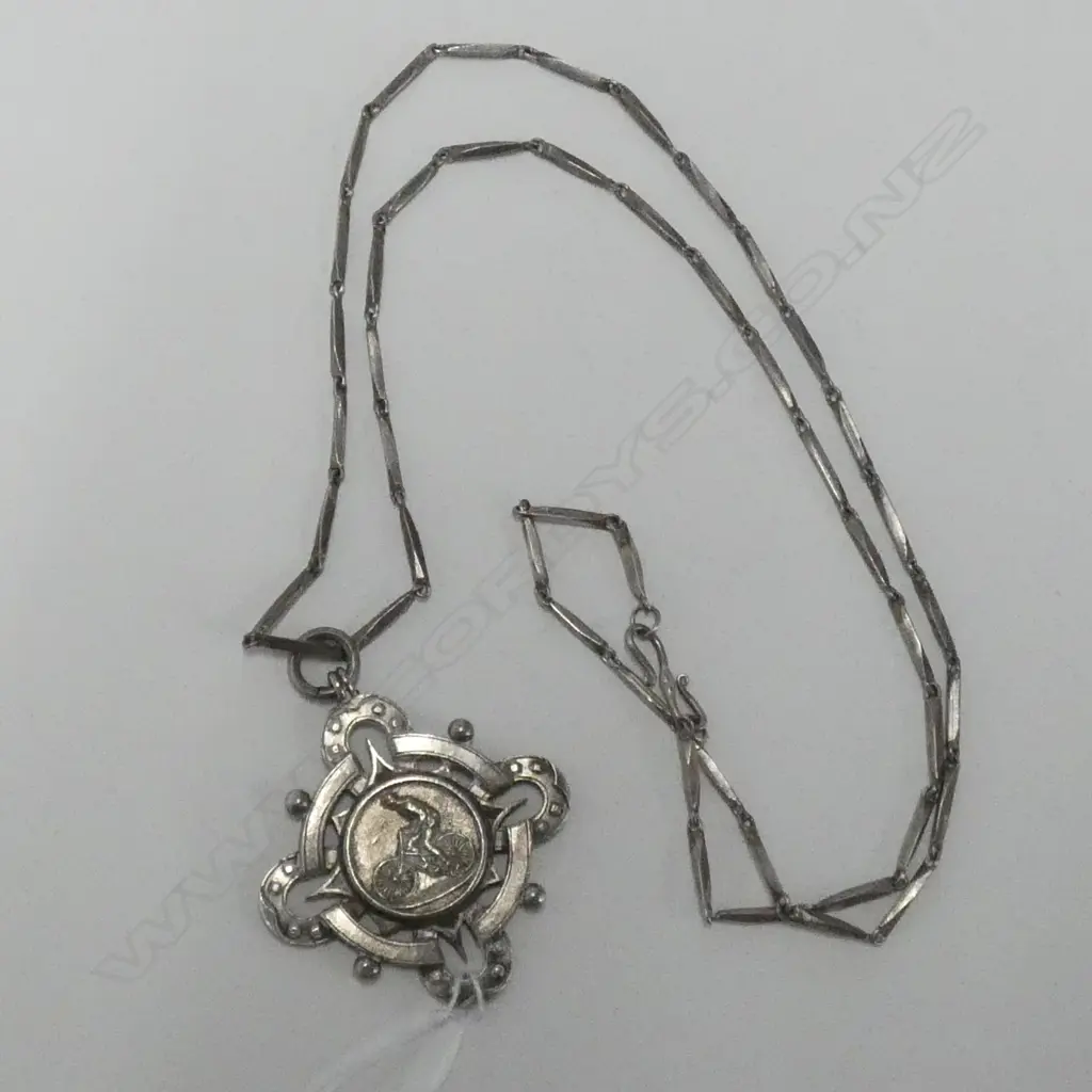 SILVER CYCLING MEDAL ON CHAIN Image 1++