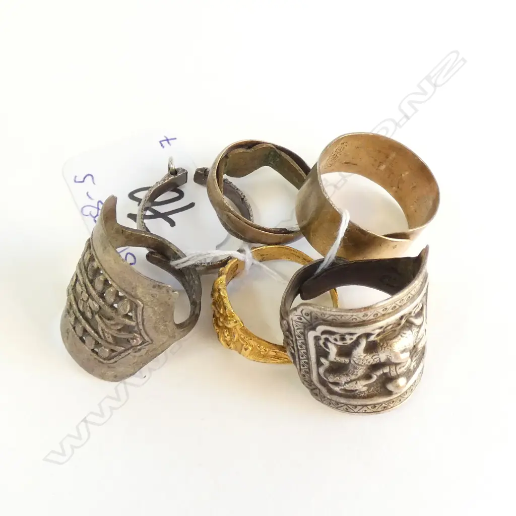 7 ASSORTED CHINESE RINGS Image 1++