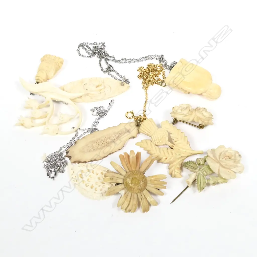 9 CARVED BONE ETC PENDANTS ETC Image 1++