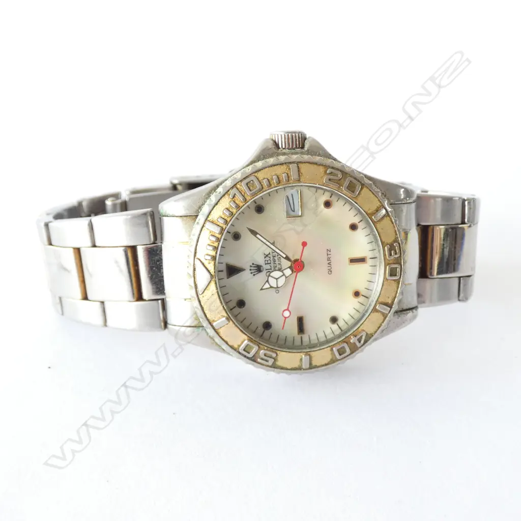 REPLICA ROLEX MOTHER-OF-PEARL DIAL WATCH 35mm (QUARTZ) AS-IS Image 1++