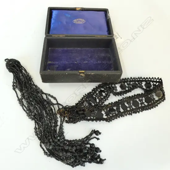 SMALL BOX WITH VICTORIAN JET PIECES