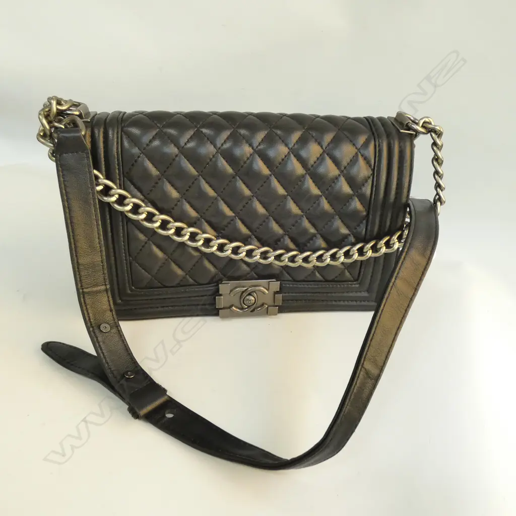 CHANEL? HANDBAG Image 1++