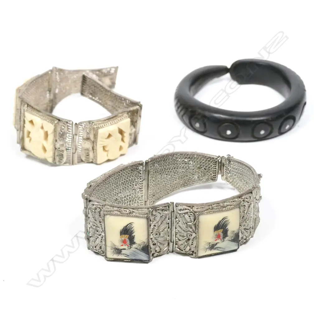 2 CHINESE BRACELETS & 1 HORN W CARVED SNAKE ENDS Image 1++