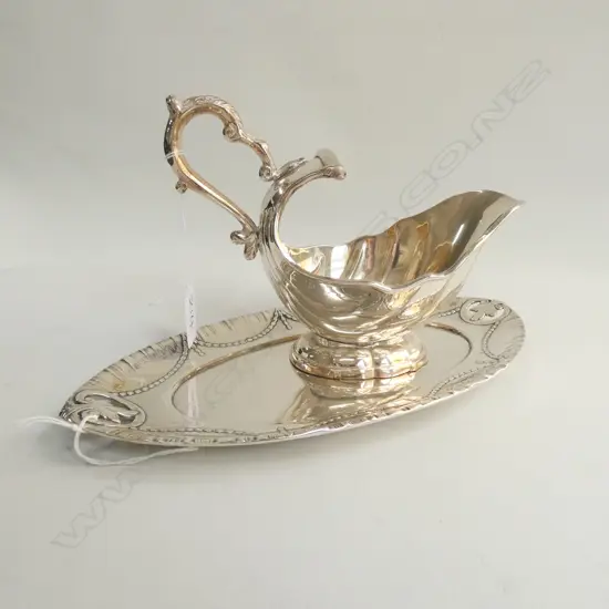 W.M.F EP TRAY +UNMATCHING SAUCE BOAT