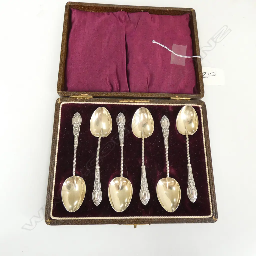 CASED SET STERLING SILVER COFFEE SPOONS Image 1++