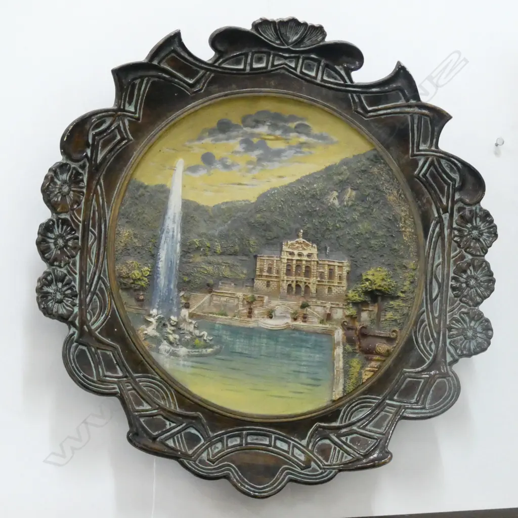 W.S AND S RELIEF WALL PLAQUE OF LINDEHOZ D 390 MM Image 1++