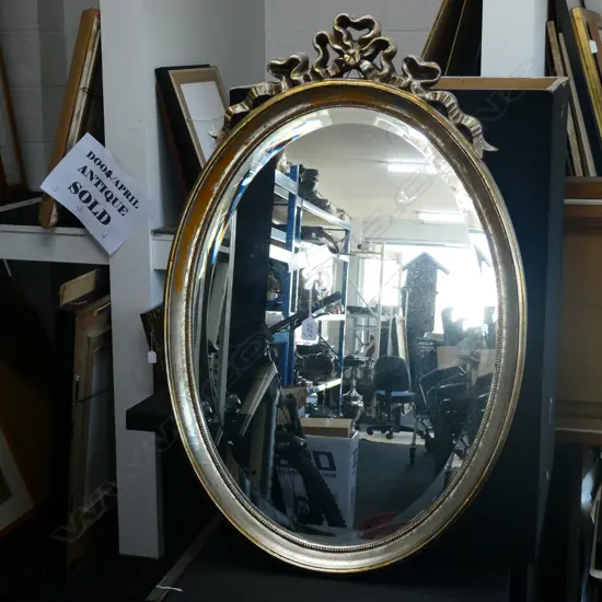 GILT FRAMED MIRROR FINISH AF H. 870MM