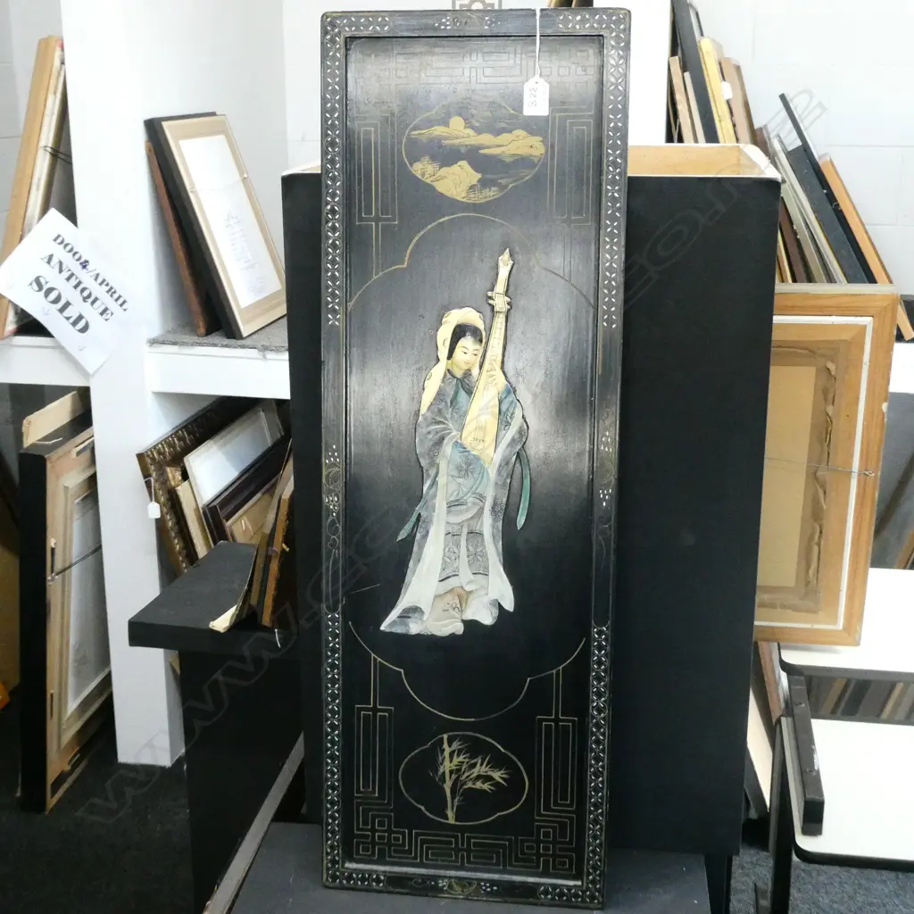 ORIENTAL BLACK LACQUER PANEL LADY WITH STRINGED INSTRUMENT. Image 1++