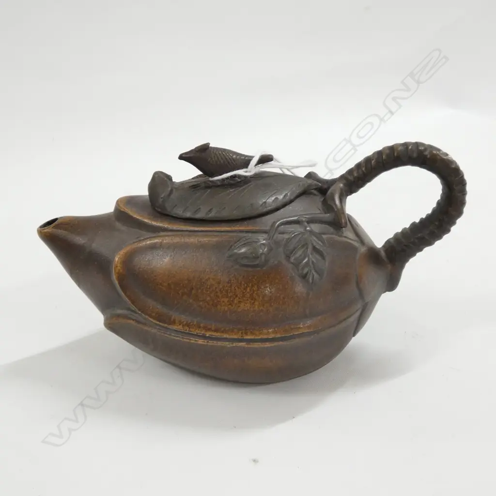 CHINESE YIXING MELON TEA POT BIRD FINIAL Image 1++
