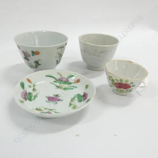 4 OLD CHINESE B&W SMALL PCES. 3 TEA BOWLS + DISH