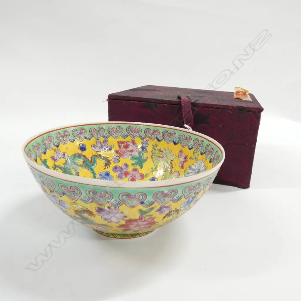 CHINESE TONGZHI SEAL MARKED BOWL IN BOX 120MM DIA Image 1++