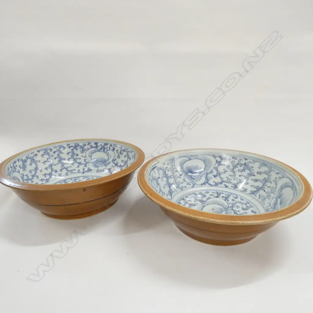2 ASIAN B+ W BOWLS A/F D 280 MM Image 1++