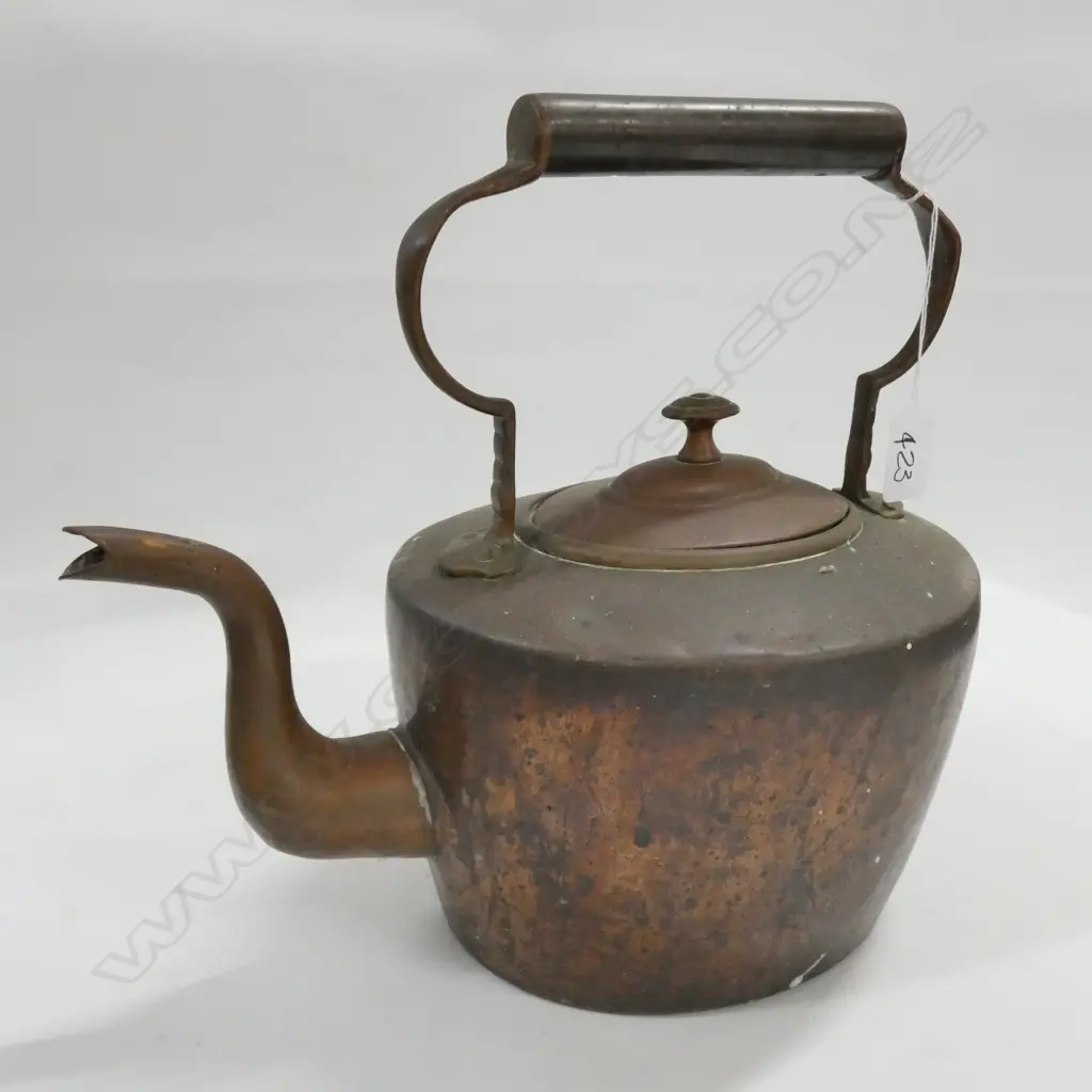 ANTIQUE COPPER KETTLE Image 1++
