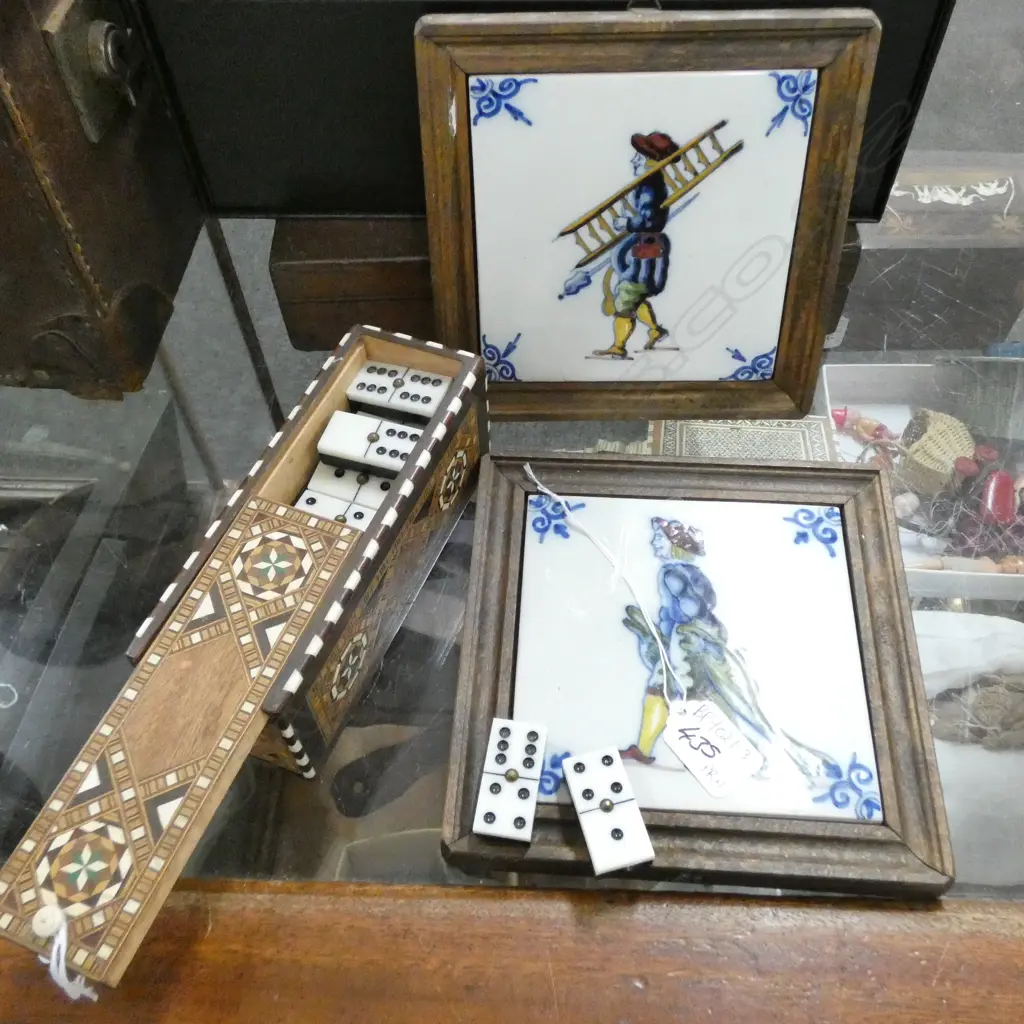 PR FRAMED DUTCH TILES + INLAID BOX OF DOMINOS L. 165MM  Image 1++