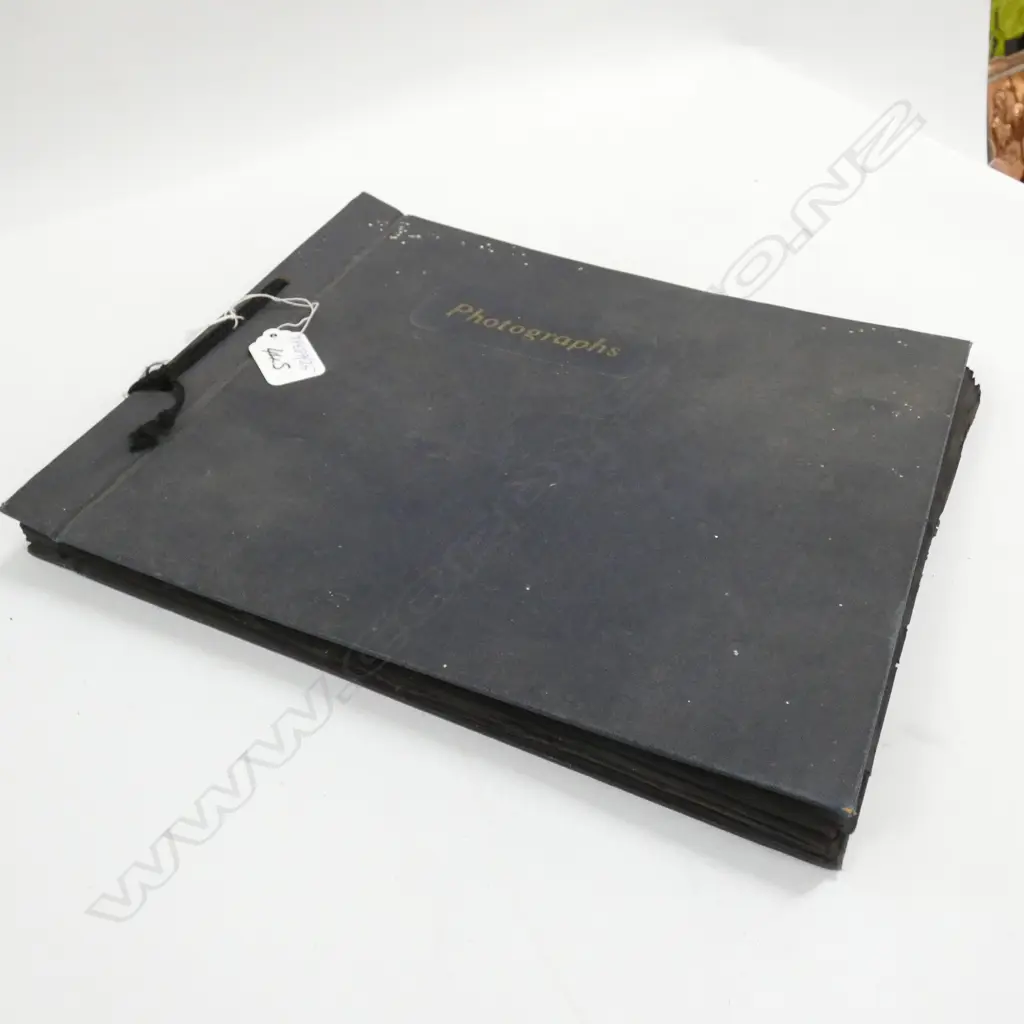 N.Z PHOTO ALBUM C 1940 Image 1++