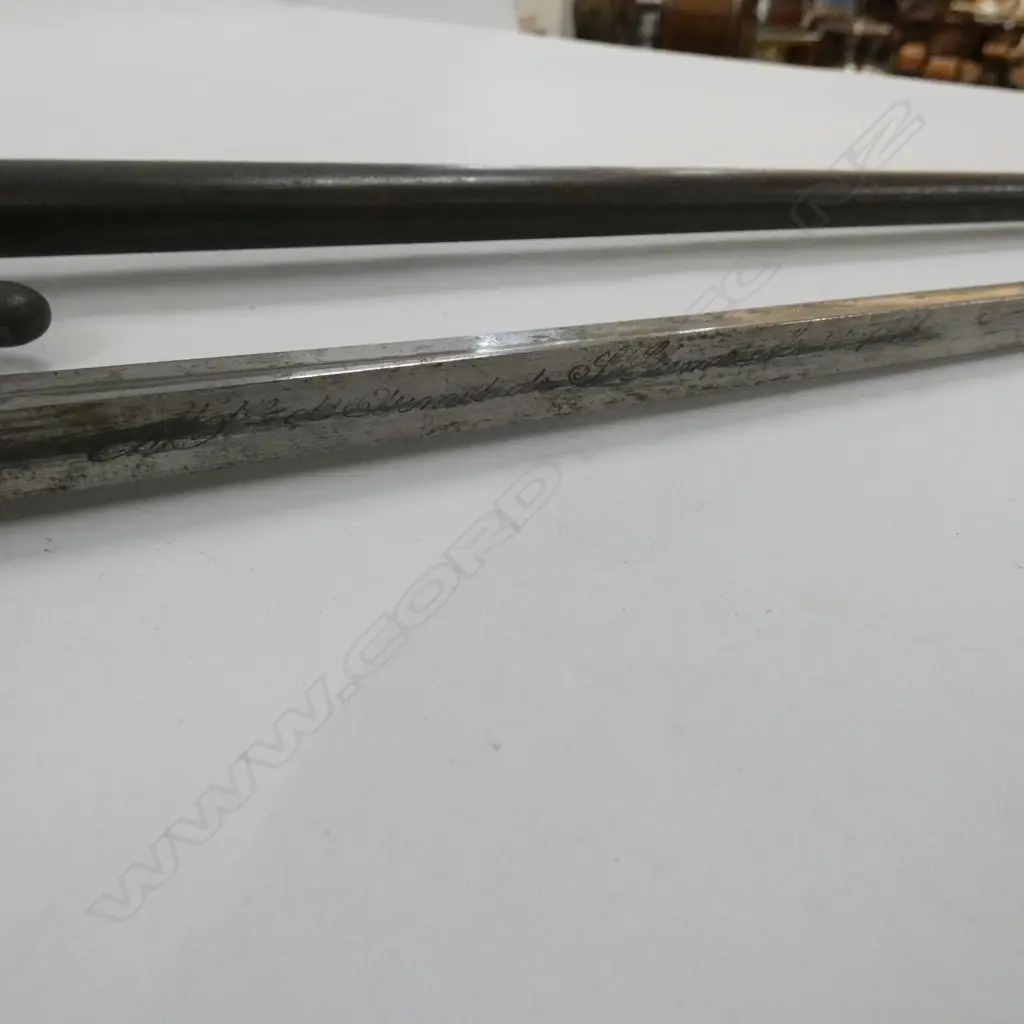 HOOKED QUILLON BAYONET IN STEEL SCABBARD, BLADE L.530mm Image 1++