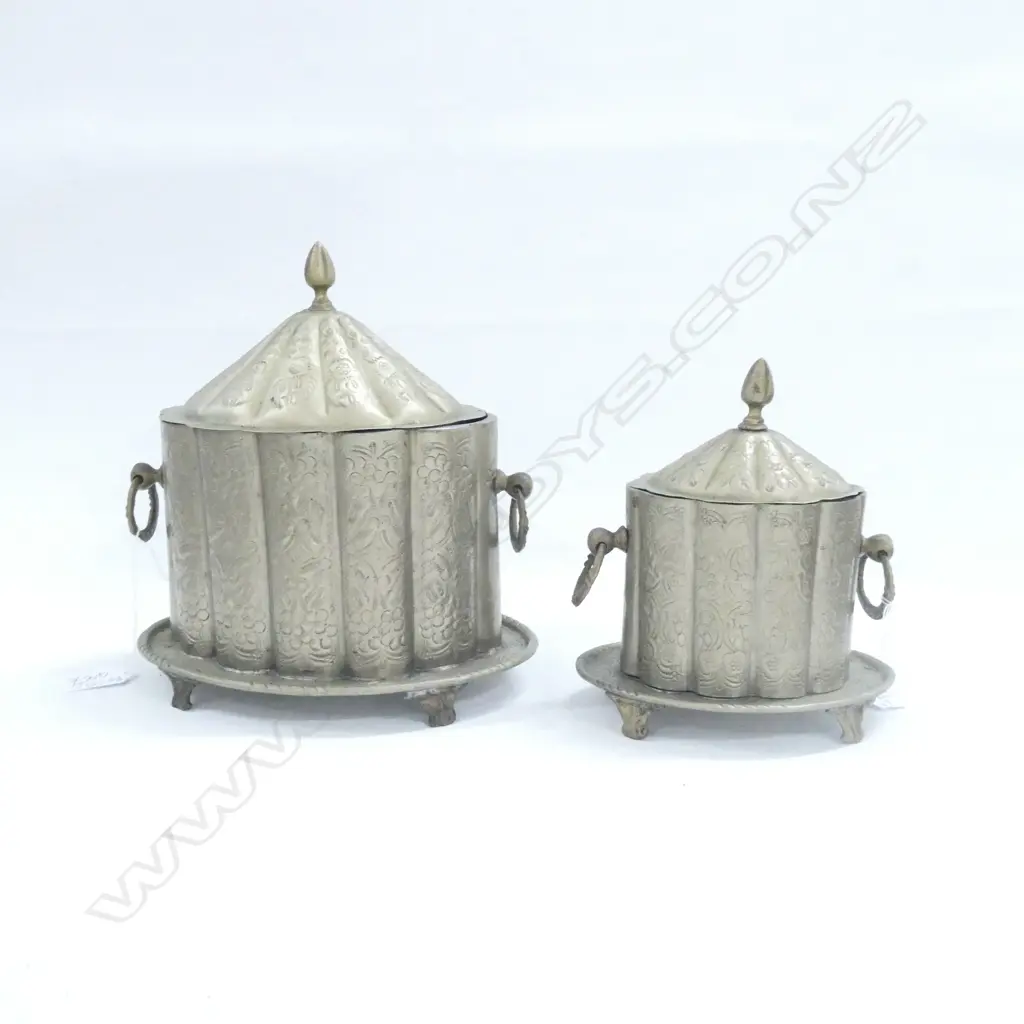 2 MOROCCAN POTS PEWTER Image 1++