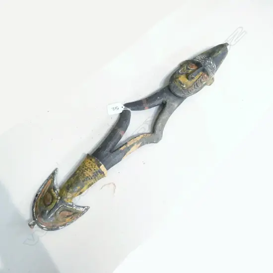 SEPIK RIVER CARVED WOODEN HOOK PAPUA NEW GUINEA 580MM