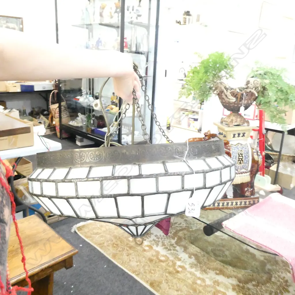 LEADLIGHT CEILING LIGHT SHADE Image 1++