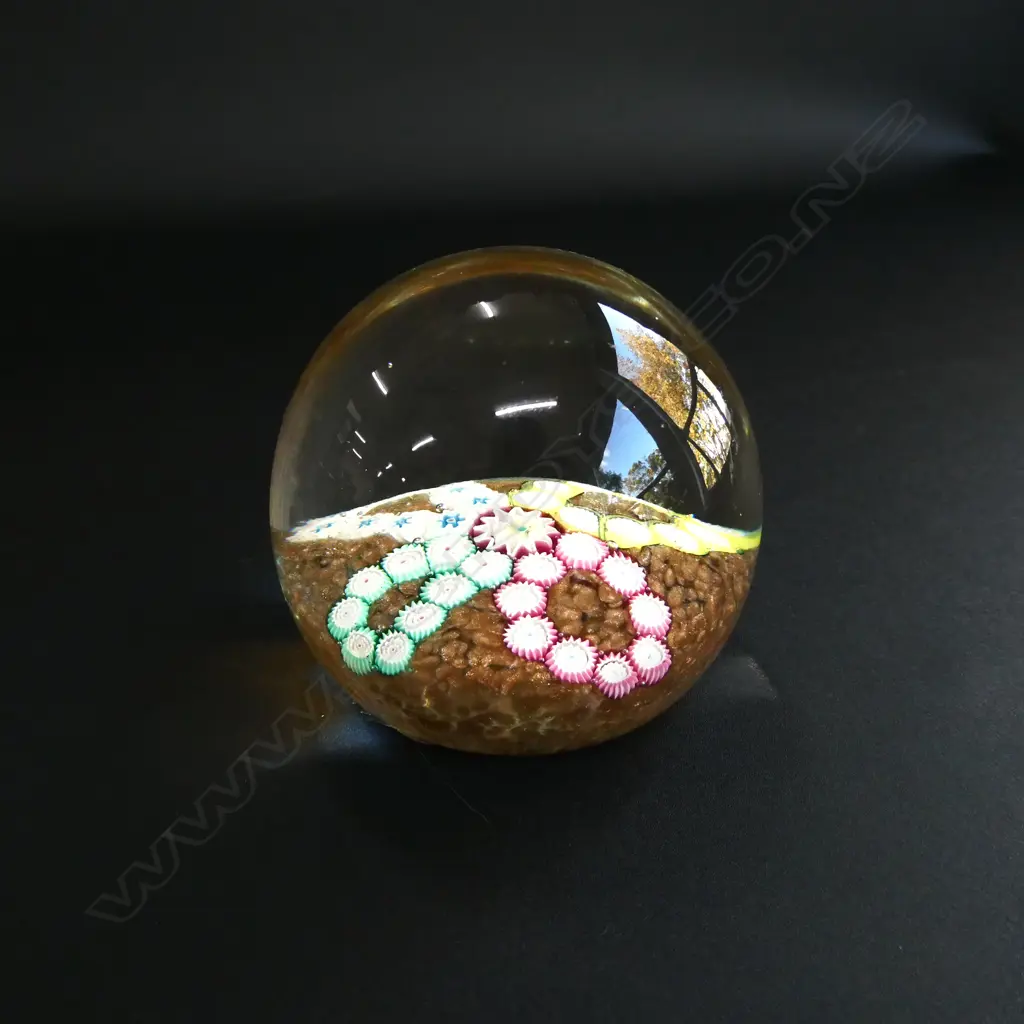 MILLEFIORI ITALIAN PAPERWEIGHT Image 1++