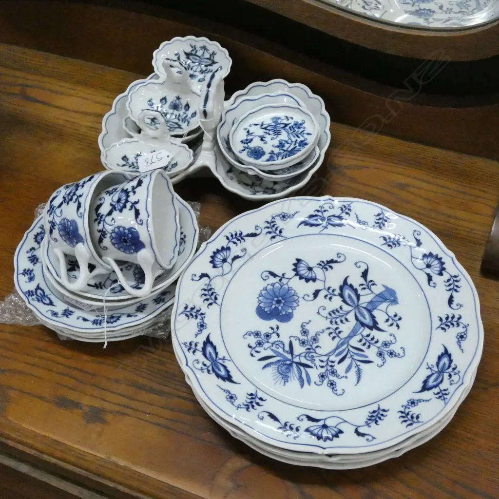 17 PCES BLUE DANUBE  Image 1++