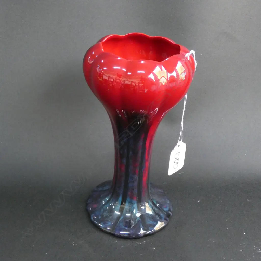 R/DOULTON SUNG FM SIGNED NOKE VASE HAIRLINE CRACK TO BASE H.  Image 1++