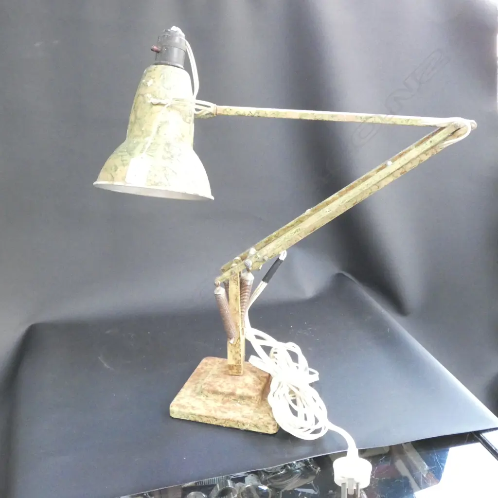 HERBERT TERRY ANGLEPOISE LAMP Image 1++
