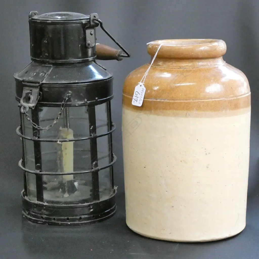 STONE CROCK + LAMP[ Image 1++