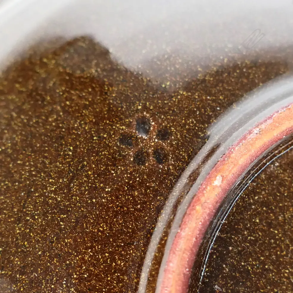 THREE NZ STUDIO POTTERY PIECES Image 1++