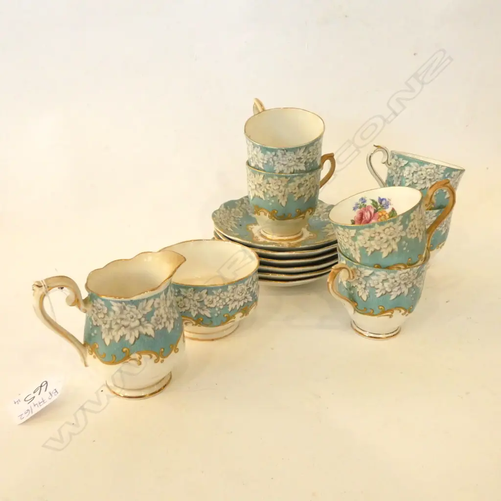 14 PCE ROYAL ALBERT TEA SERVICE  Image 1++