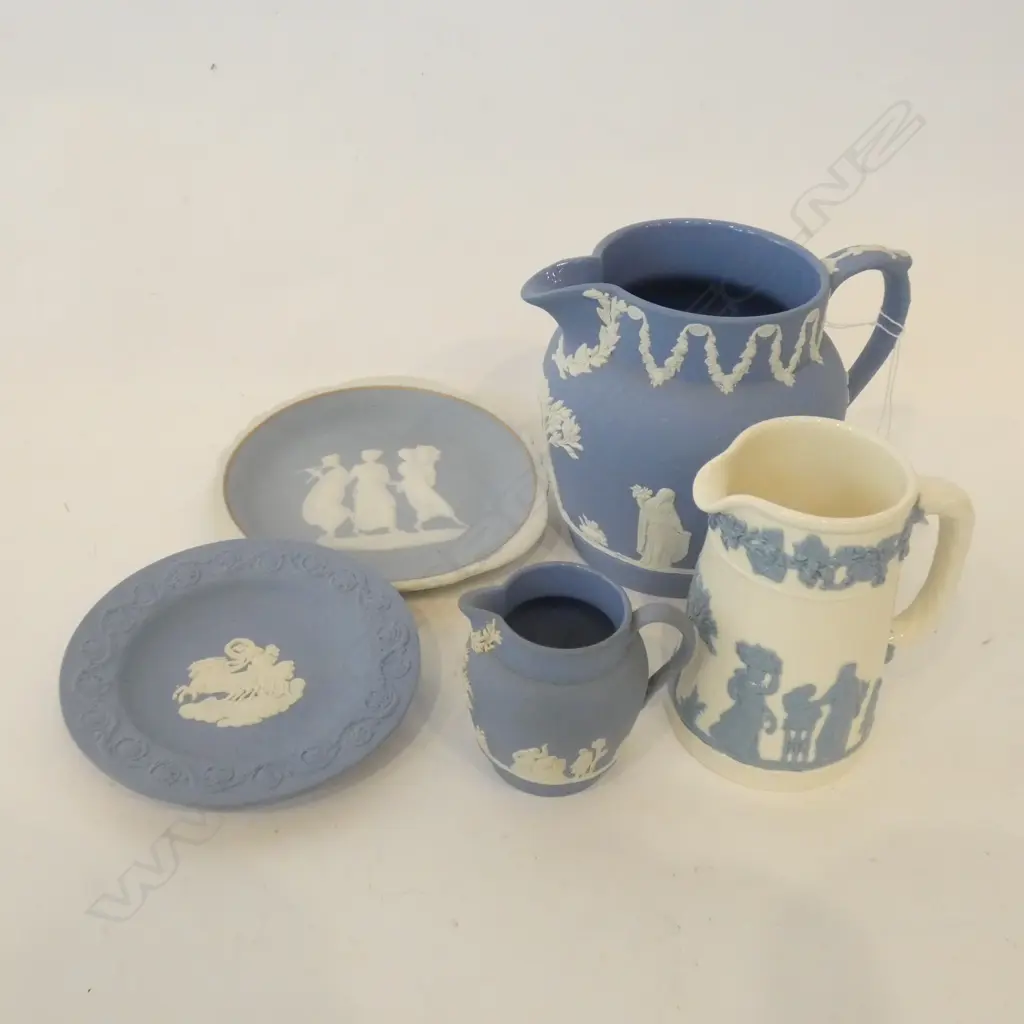 5 PCES WEDGWOOD  Image 1++