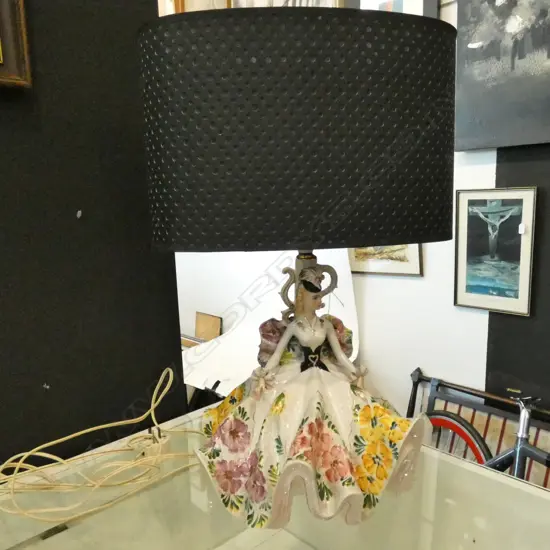 CHINA FIGURINE LAMP, H.580mm